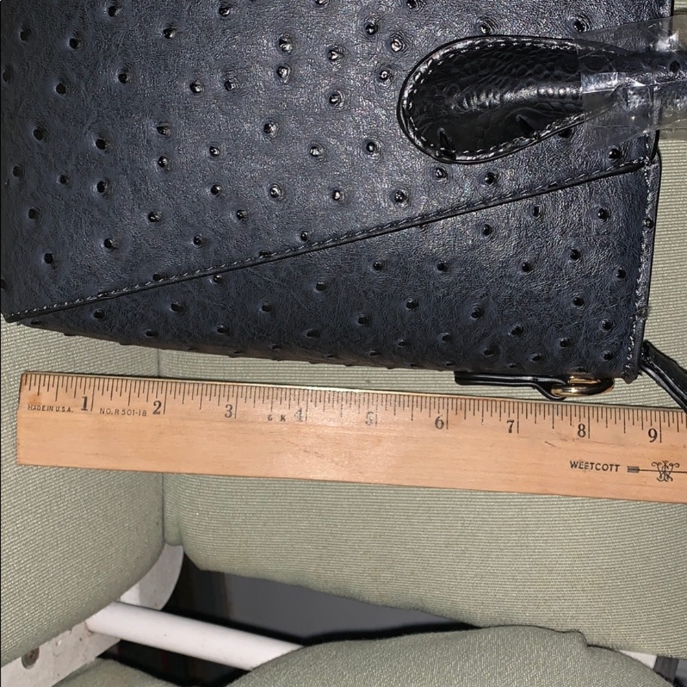 Purse - Picture 4 of 5